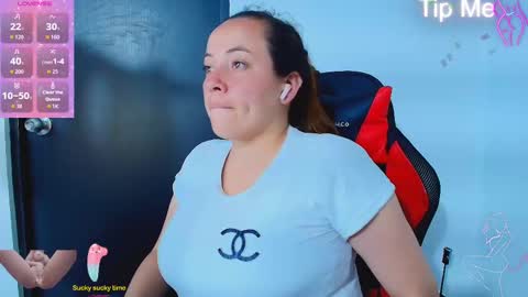 Snapshot of _honey1_ chatting on November 18, 4:55 pm Honey online show from November 18, 4:55 pm