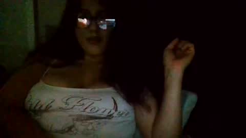 Snapshot of _hott_exxxwife chatting on April 19, 12:00 am YOUR FUTURE EXXXWIFE online show from April 19, 12:00 am