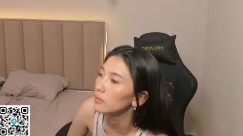 _iris_on_cam_ online show from July 11, 4:21 pm