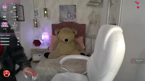 vivi online show from September 9, 7:57 pm