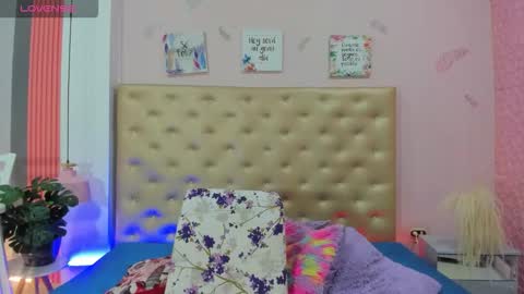 J A D E online show from October 6, 12:02 pm