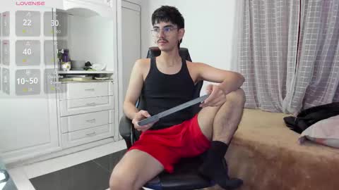 James online show from March 18, 1:42 am