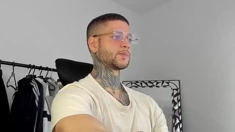 jeison online show from October 20, 6:08 pm