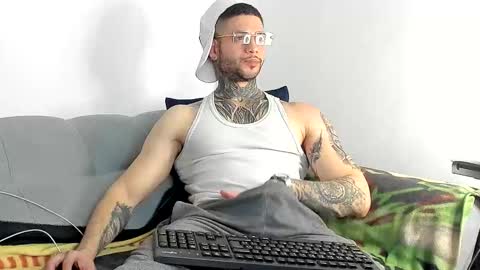 jeison online show from November 27, 4:47 am