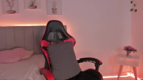 jannis  online show from October 14, 10:32 pm