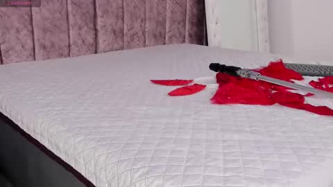 Jasmine online show from January 10, 11:12 am