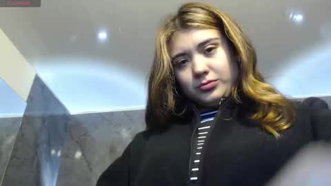 _jeessy online show from September 11, 4:34 am