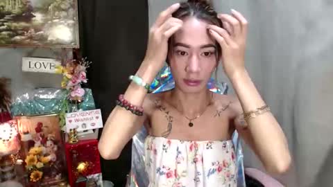 Snapshot of _jejebel chatting on October 26, 5:46 am  Maria  online show from October 26, 5:46 am