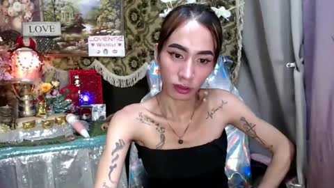 Snapshot of _jejebel chatting on November 3, 1:56 pm  Maria  online show from November 3, 1:56 pm