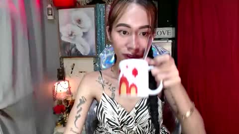 Snapshot of _jejebel chatting on November 7, 9:15 pm Maria online show from November 7, 9:15 pm