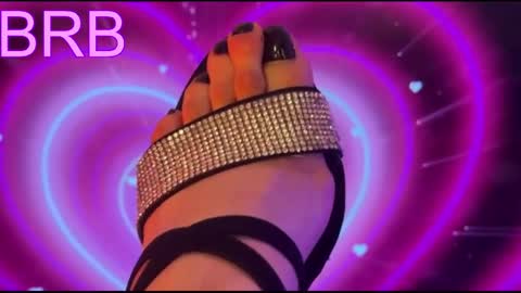  ...  online show from April 26, 10:07 pm