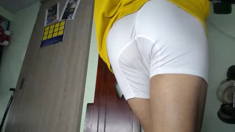 _jesussuarez online show from February 2, 11:42 am