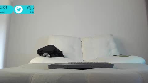 _juanes__ online show from December 13, 6:38 pm