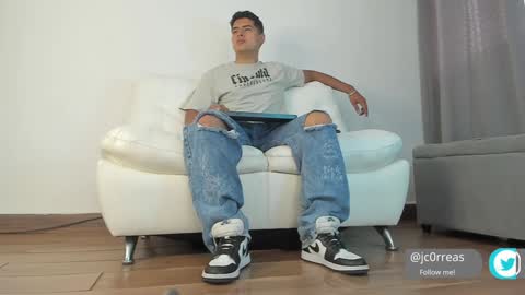 _juanes__ online show from February 7, 3:19 pm