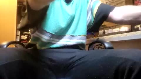 Snapshot of _julian_69 chatting on December 1, 8:20 pm Jonnhy online show from December 1, 8:20 pm