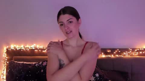 _just_a_simple_girl online show from November 22, 11:31 am