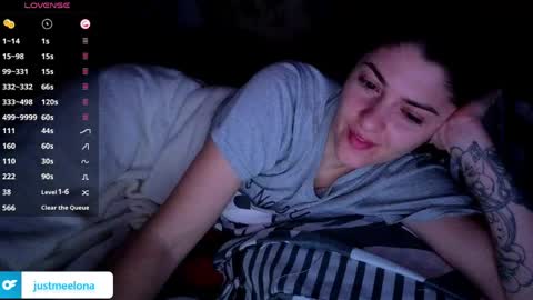 _just_a_simple_girl online show from May 7, 3:12 am