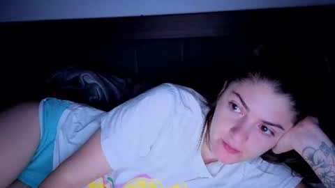 Snapshot of _just_a_simple_girl chatting on July 12, 2:24 am _just_a_simple_girl online show from July 12, 2:24 am