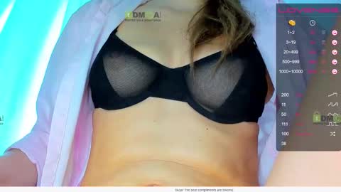 _justcallme_ online show from March 15, 10:10 am