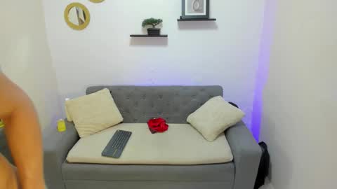 justin online show from January 7, 2:03 am