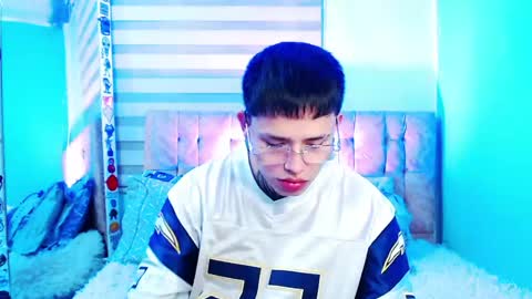 Snapshot of _justinmoon2 chatting on May 8, 8:03 pm mod online show from May 8, 8:03 pm