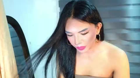 _karie_ online show from March 11, 8:20 am