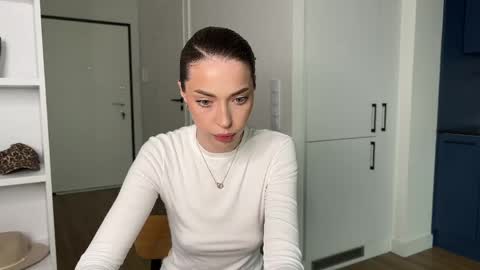 _kate_22 online show from May 17, 3:08 pm