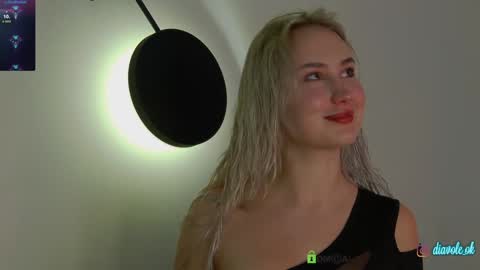 Kate online show from December 10, 4:06 pm