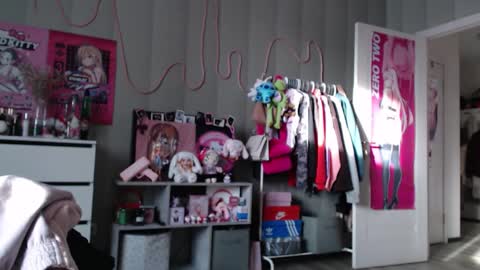 katemiller online show from February 14, 3:36 am