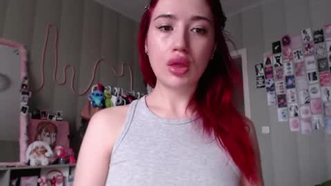 katemiller online show from May 5, 4:42 am