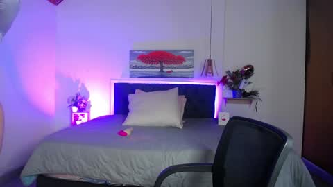 kathy online show from December 30, 1:36 pm