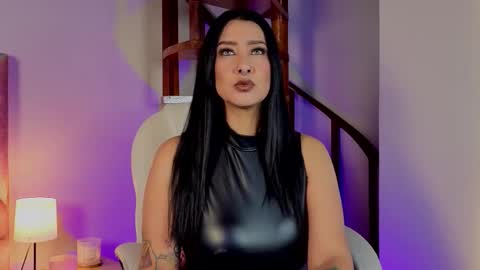 kelly online show from March 3, 12:55 pm