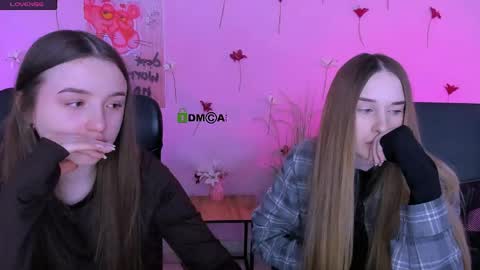 _kellykitten_ online show from April 30, 9:04 am