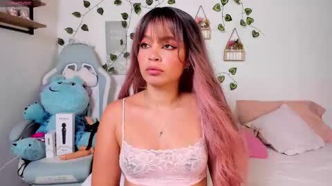 kelly online show from December 19, 10:28 pm