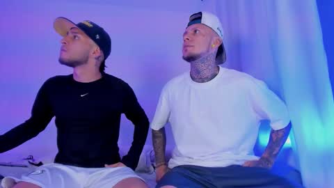 Snapshot of _kevin_xxx chatting on October 9, 10:46 am online show from October 9, 10:46 am