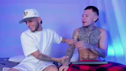 Snapshot of _kevin_xxx chatting on November 16, 12:16 am online show from November 16, 12:16 am