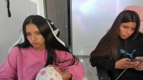 khloe sweet online show from February 12, 8:15 pm