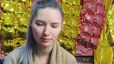 Snapshot of _kikiclark_ chatting on April 15, 8:31 pm _kikiclark_ online show from April 15, 8:31 pm