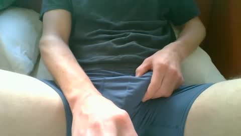 _kindeyes online show from September 12, 11:37 pm