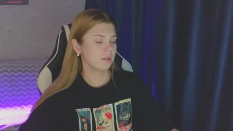 Molly   Emily online show from September 19, 6:52 pm