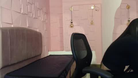 Snapshot of _kita chatting on October 14, 1:23 pm Jalina online show from October 14, 1:23 pm