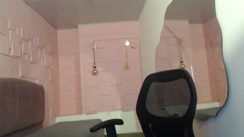 Snapshot of _kita chatting on October 19, 1:23 pm Jalina online show from October 19, 1:23 pm