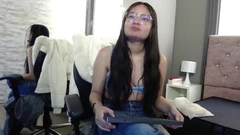 Snapshot of _kita chatting on November 3, 11:44 am Jalina online show from November 3, 11:44 am