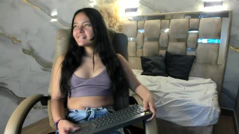 Snapshot of _kita chatting on April 8, 3:34 pm Jalina online show from April 8, 3:34 pm