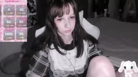  kuro  online show from February 28, 7:42 am