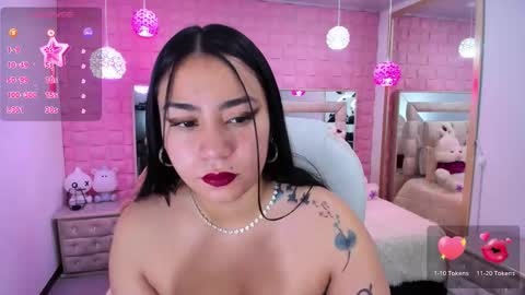 Snapshot of _laaura_ chatting on February 22, 1:31 pm Laura online show from February 22, 1:31 pm