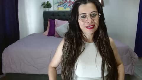 paulina  online show from January 6, 4:55 pm