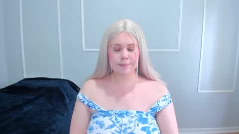 leana online show from October 23, 6:39 pm