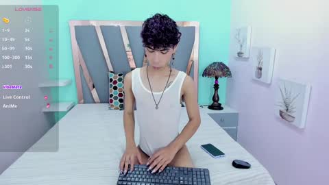 Snapshot of _lemmon_ chatting on January 26, 2:41 pm L E M M O N online show from January 26, 2:41 pm