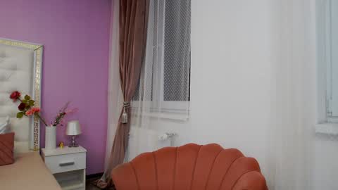 Lena Paul online show from February 7, 2:29 am